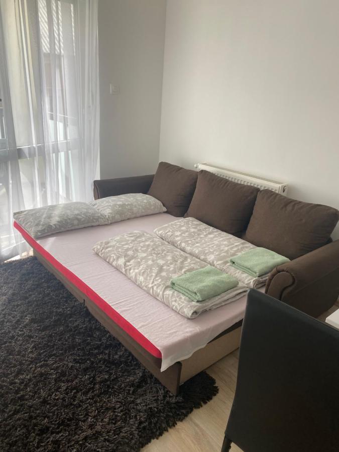 Belle Casa 24 Apartment เดเบรตเซน ภายนอก รูปภาพ