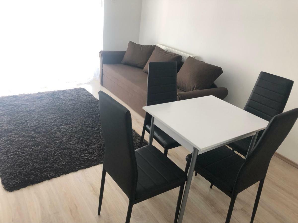 Belle Casa 24 Apartment เดเบรตเซน ภายนอก รูปภาพ